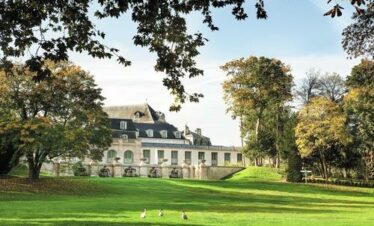 Magnifique Auberge dans son parc verdoyant