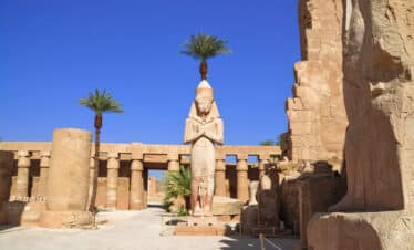 Louxor et ses richesses incontournables : magnifiques statues qui font la réputation de a ville